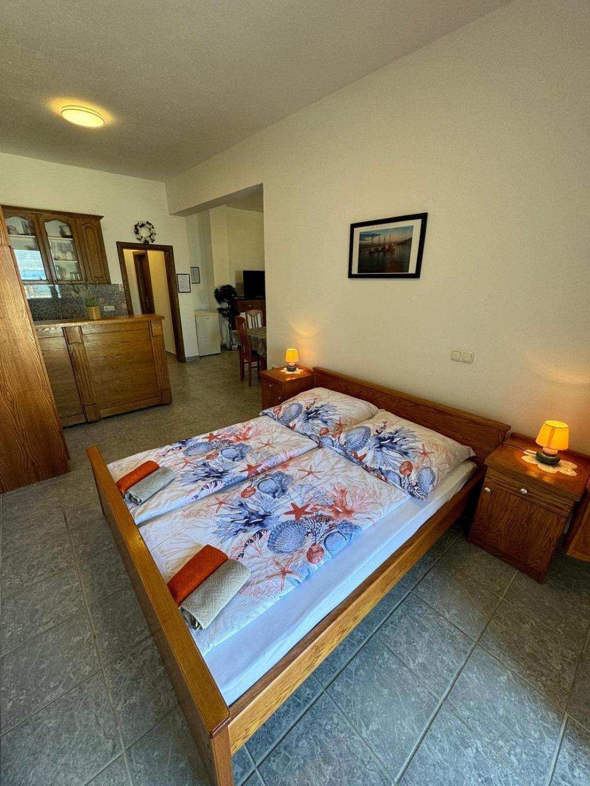 Apartments By The Sea Slatine, Ciovo - 1139 Номер фото